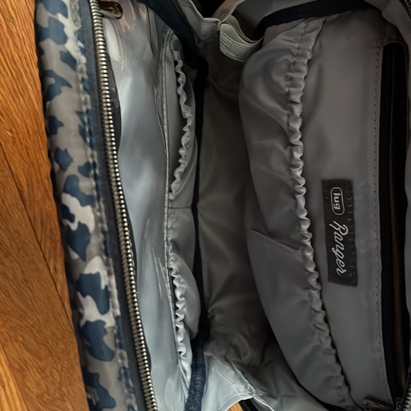 Lug cross body bag. Purchased on QVC and has never been used. - Picture 3 of 3